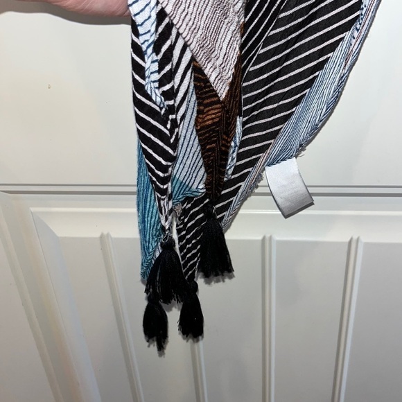 Beautiful soft lightweight caftan kimono or swim coverup ones size Moss Rose - Picture 3 of 10